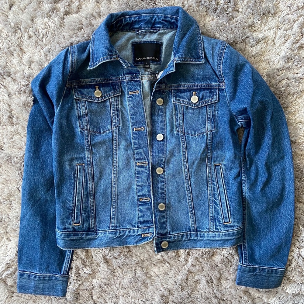 NEW Banana Republic Denim Trucker Jacket